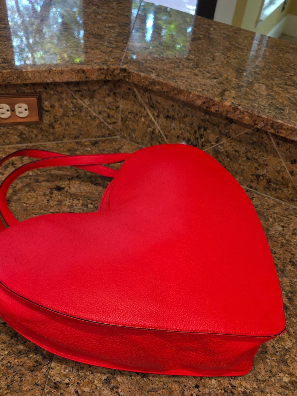 Rare Never Carried Kate Spade Love Birds Heart Tote - Picture 4 of 13